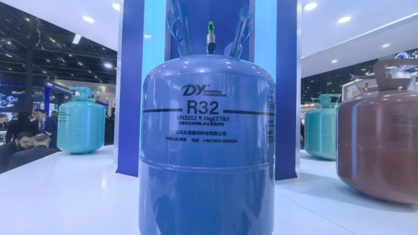 生产配额一再增加，R32价格为何依旧持续冲高？