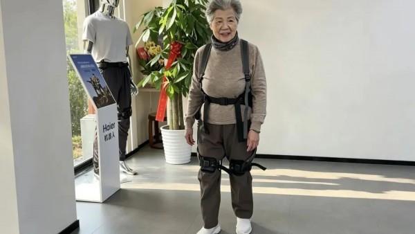 消费级外骨骼机器人如何突围适老场景？
