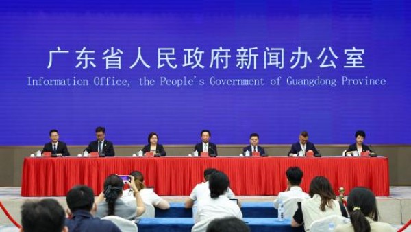 首届全球智能机械与电子产品博览会将于12月举办